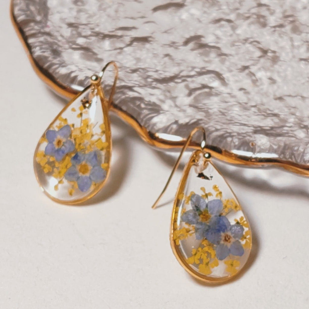 Verdanthands- Handmade Real Flower  Earrings Preserved Flower  Earrings