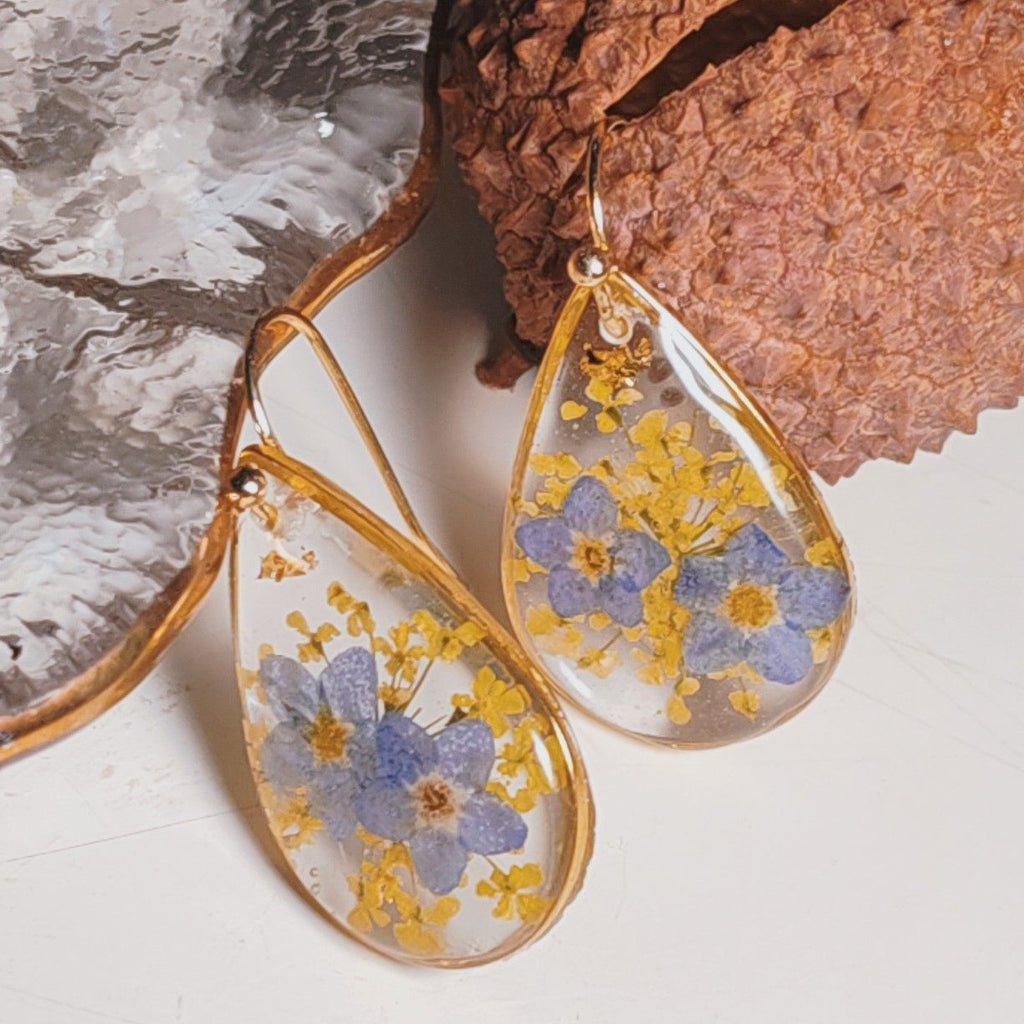 Verdanthands- Handmade Real Flower  Earrings Preserved Flower  Earrings