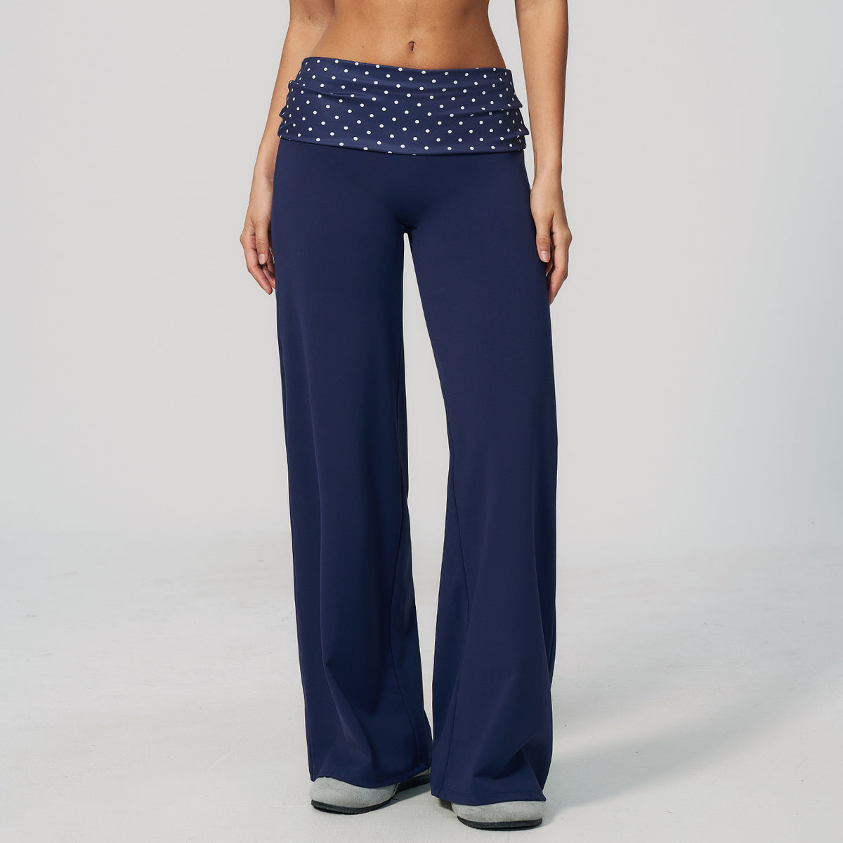 The Enliven Sports Bra Straight Leg Pants 2-Piece Set