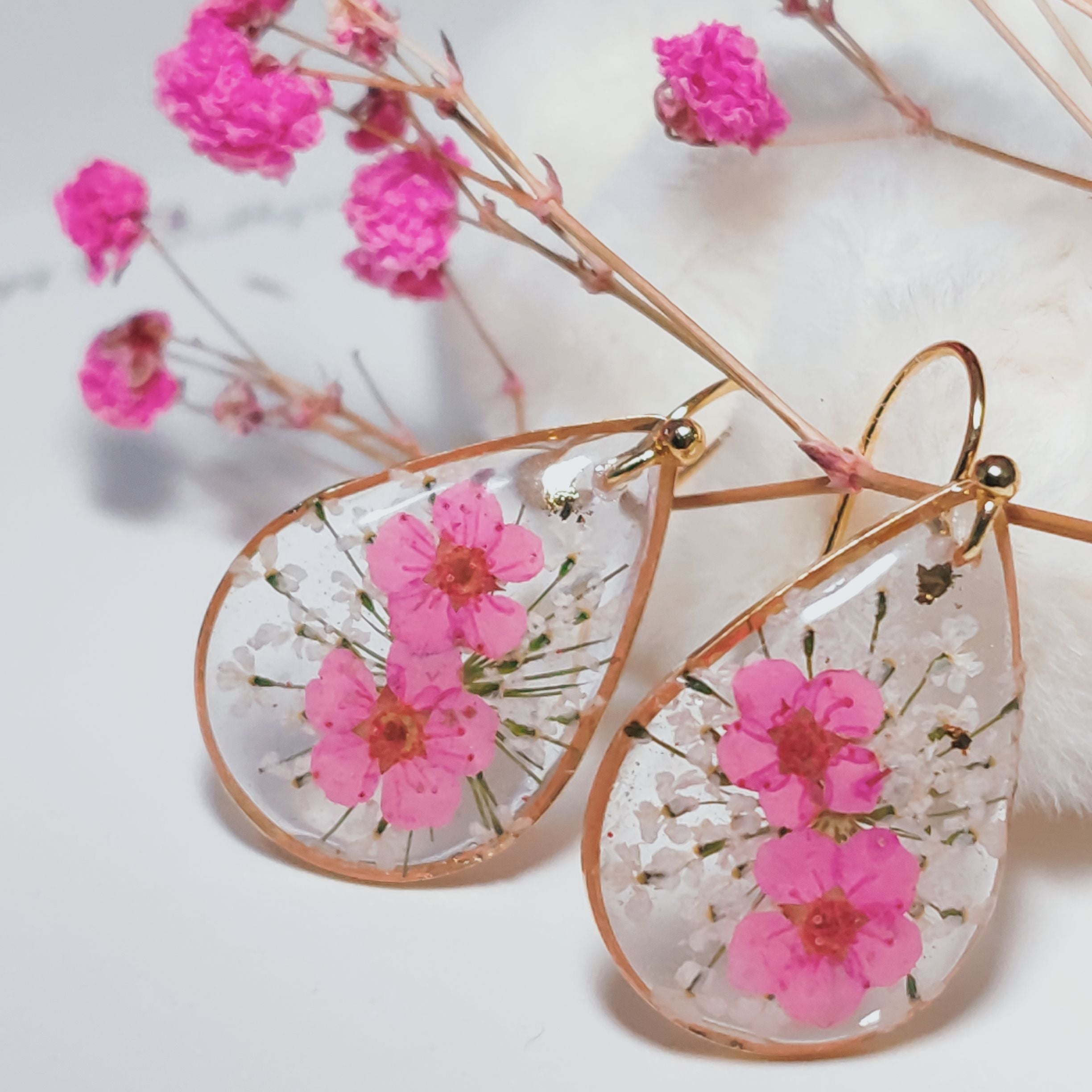 Verdanthands- Handmade Real Flower  Earrings Preserved Flower  Earrings