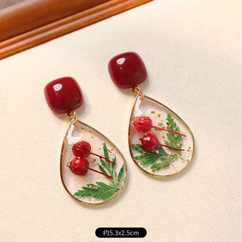Verdanthands- Handmade Real flower  Stud Earrings, A beautiful and Ethereal Nature-inspired Design with Preserved Flowers.