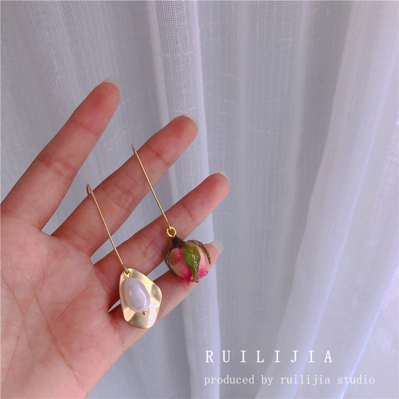 Verdanthands- Handmade Real Flower  Earrings  Baroque Style Pearl and Preserved Flower Earrings with Dried Roses