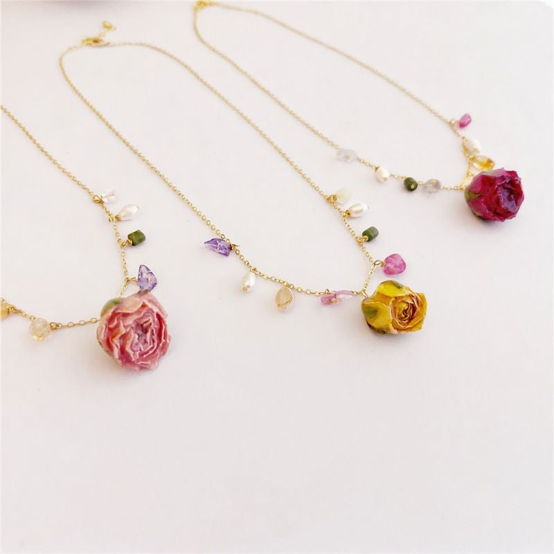 Verdanthands- Handmade Real Flower  Necklace Original Real Dried Pink Rose Necklace in Vintage Style, 14K Gold-Filled